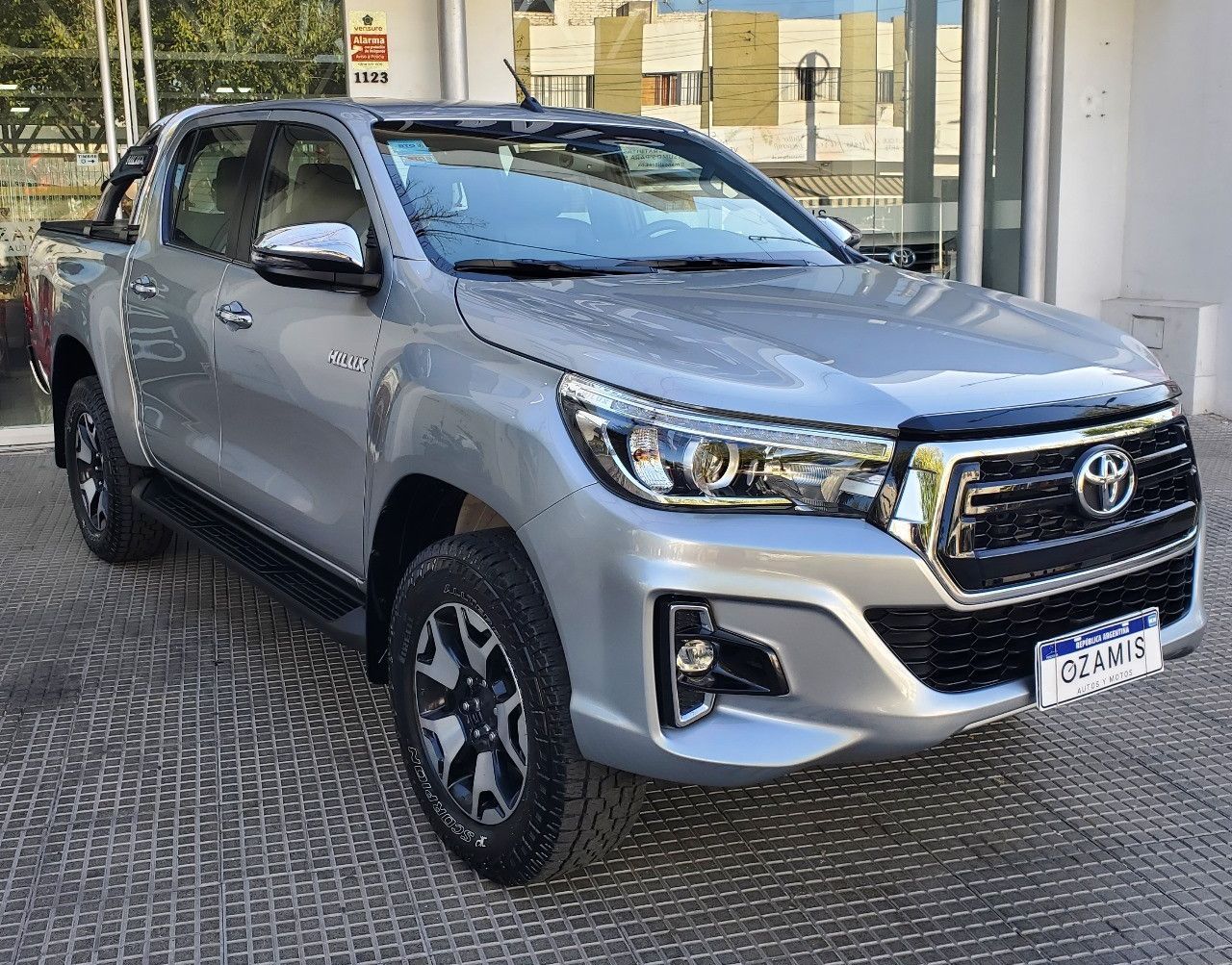 Toyota Hilux Usada Financiado en Mendoza, deRuedas