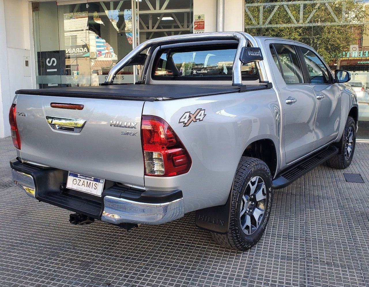 Toyota Hilux Usada Financiado en Mendoza, deRuedas