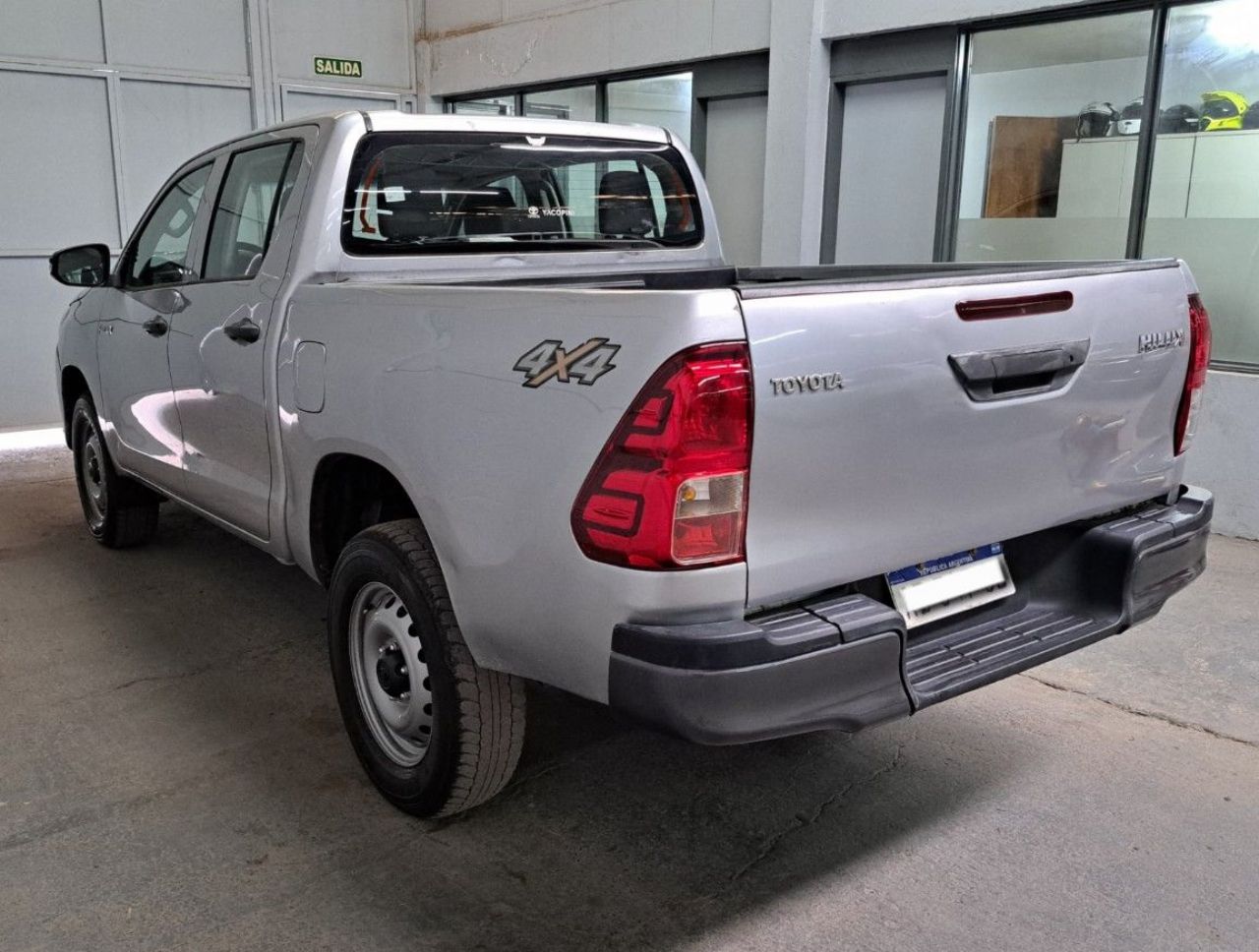 Toyota Hilux Usada Financiado en Mendoza, deRuedas