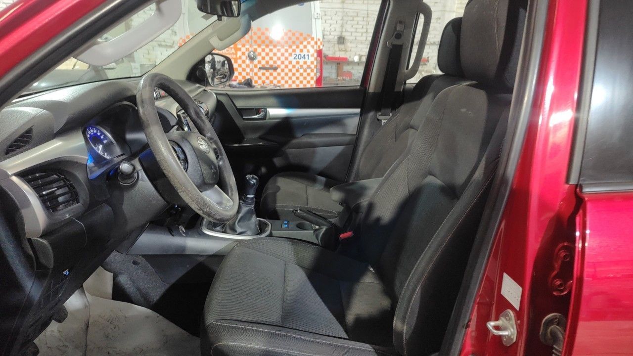 Toyota Hilux Usada en Mendoza, deRuedas