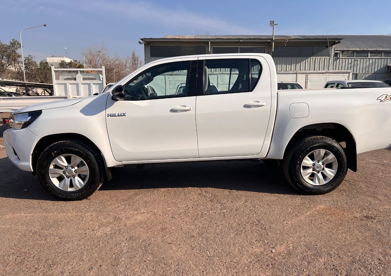 Toyota Hilux Usada en Mendoza, deRuedas