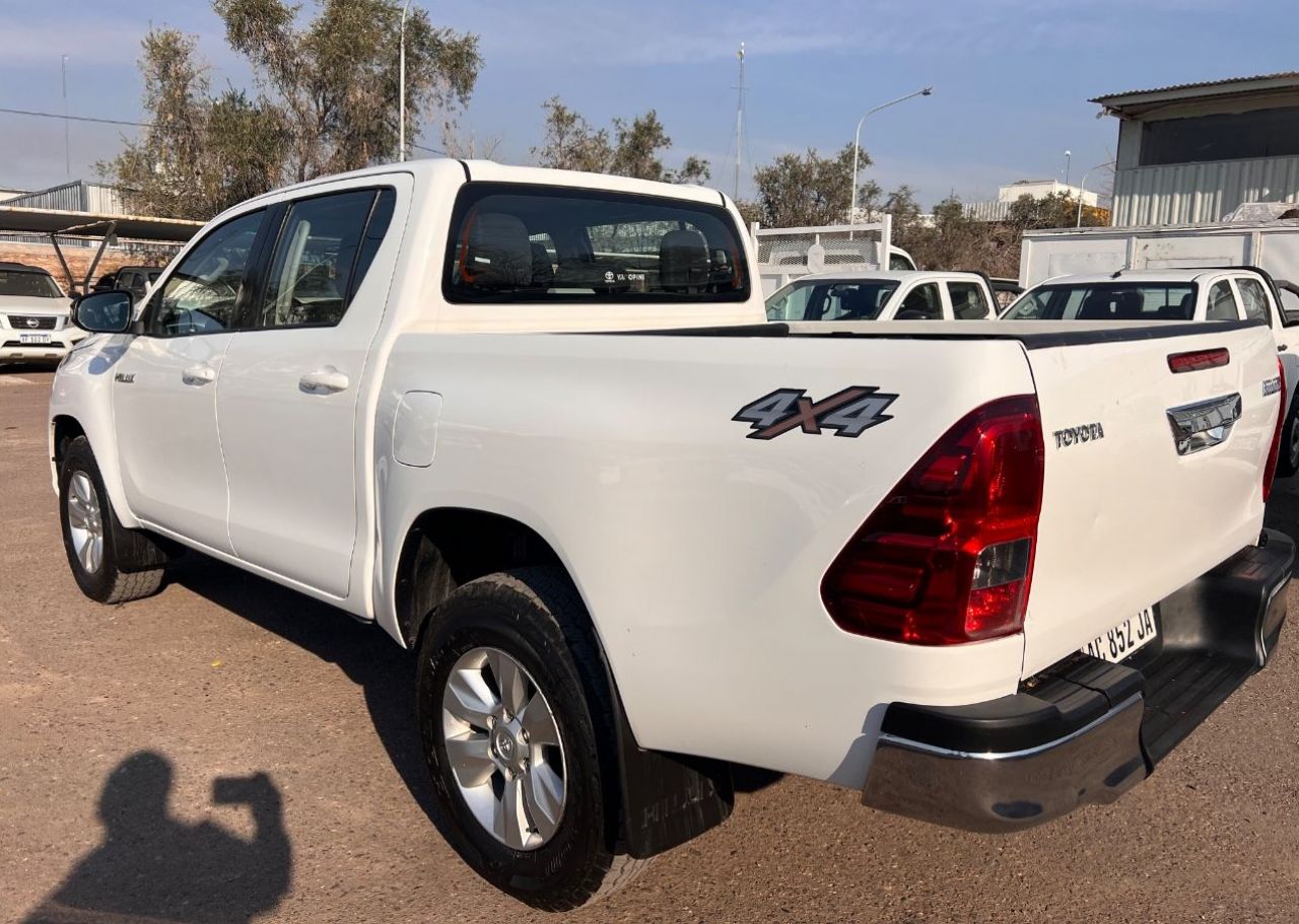 Toyota Hilux Usada en Mendoza, deRuedas