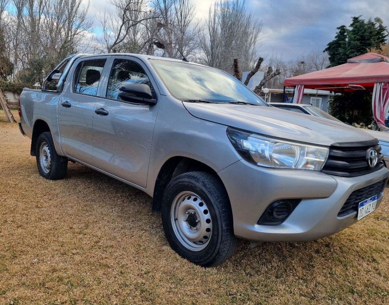 Toyota Hilux Usada en Mendoza, deRuedas