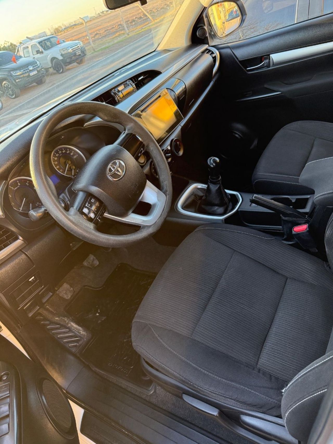 Toyota Hilux Usada Financiado en Mendoza, deRuedas