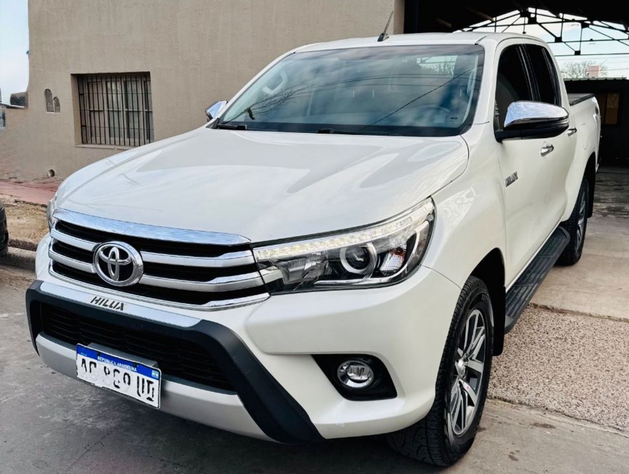 Toyota Hilux Usada en Mendoza, deRuedas