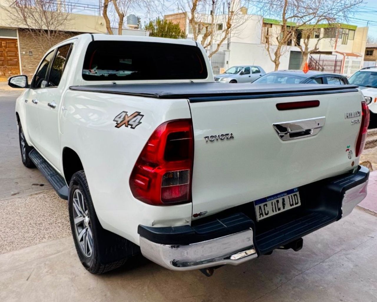 Toyota Hilux Usada en Mendoza, deRuedas