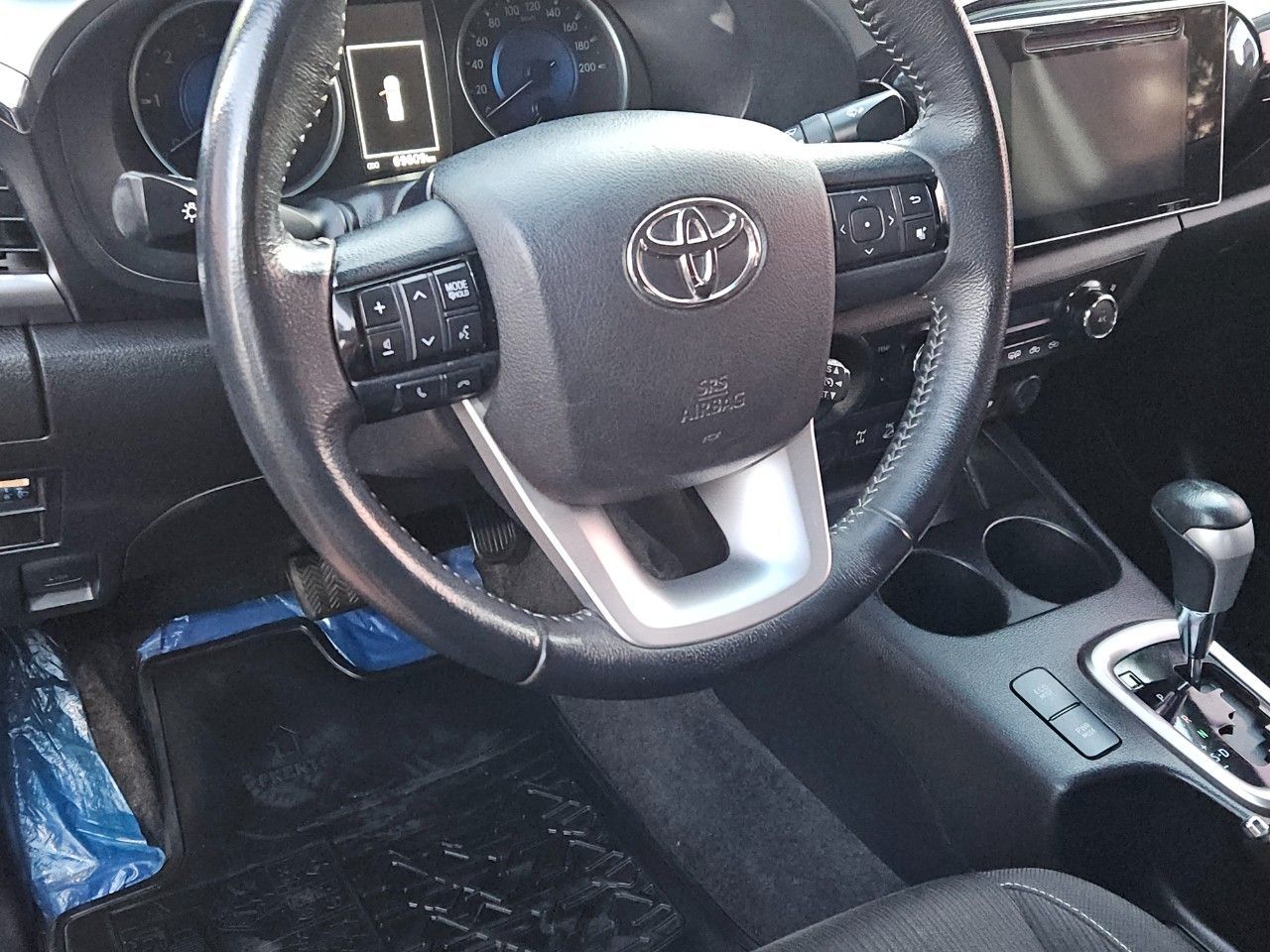 Toyota Hilux Usada Financiado en Mendoza, deRuedas