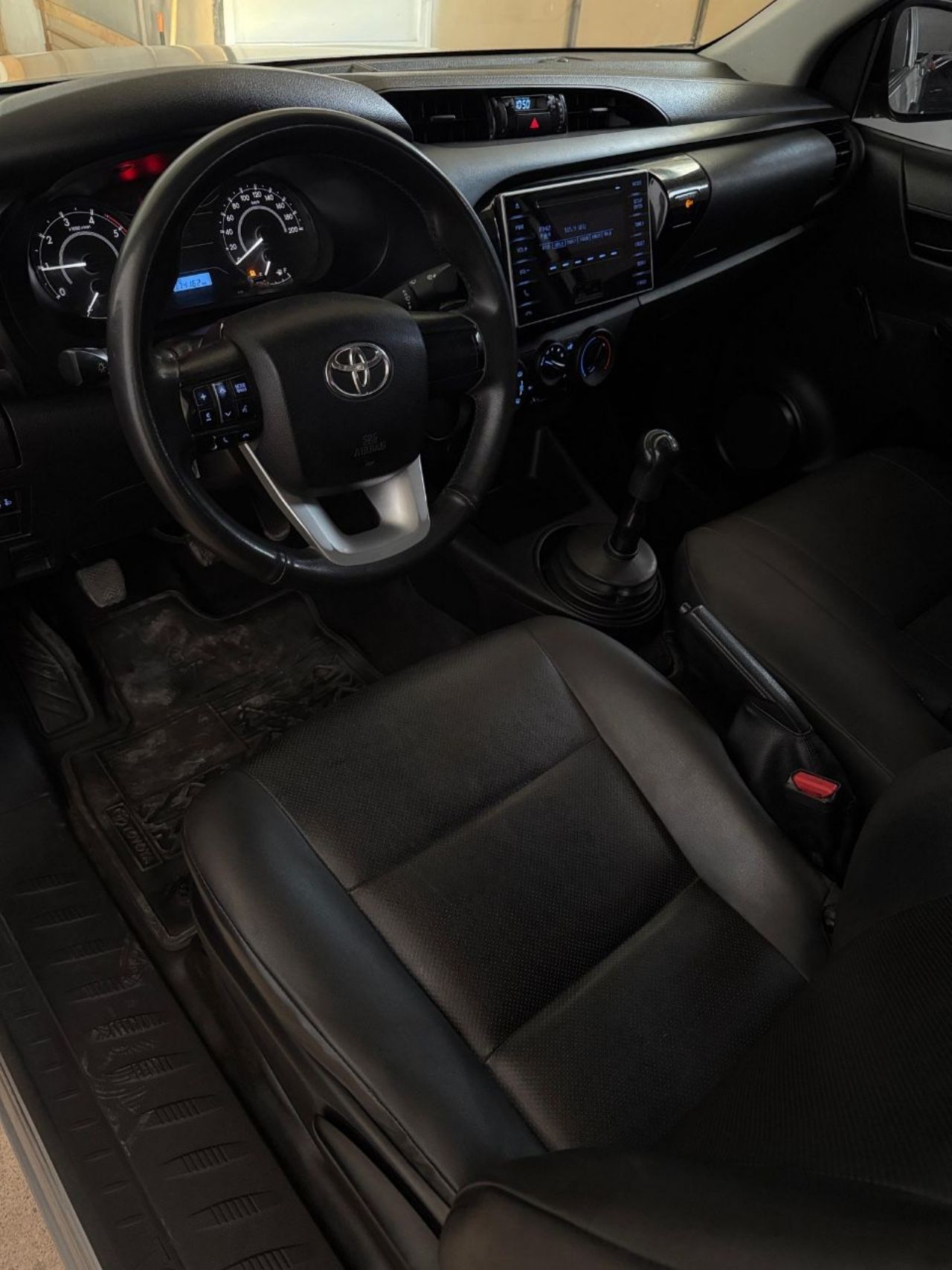 Toyota Hilux Usada Financiado en Mendoza, deRuedas