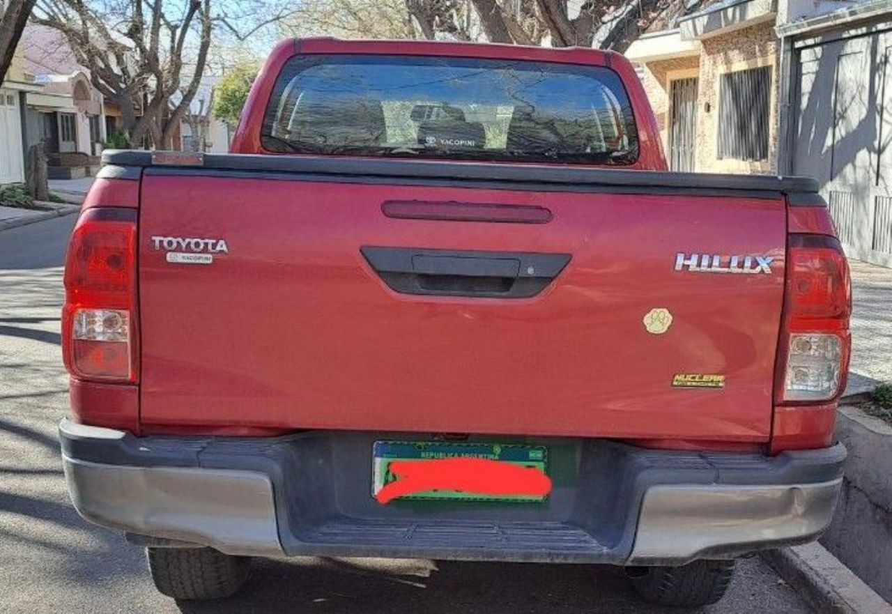 Toyota Hilux Usada en Mendoza, deRuedas