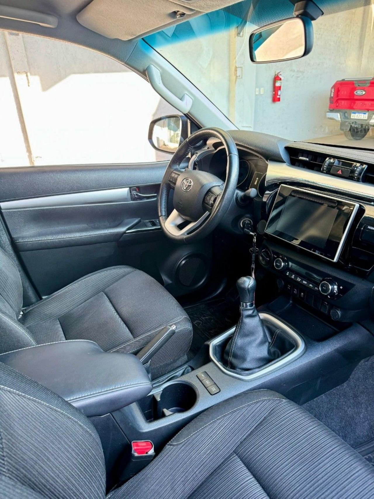 Toyota Hilux Usada Financiado en Mendoza, deRuedas