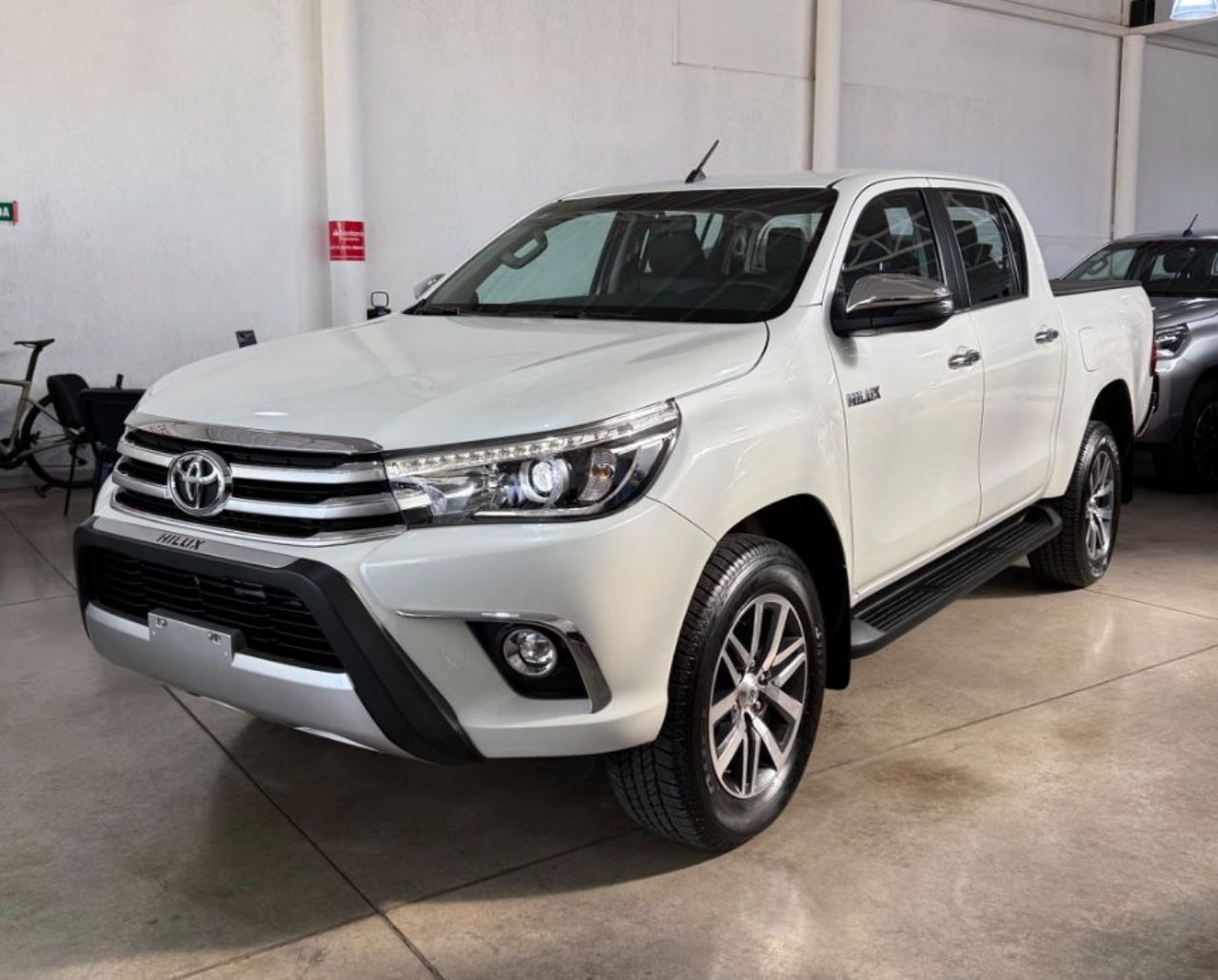 Toyota Hilux Usada Financiado en Mendoza, deRuedas