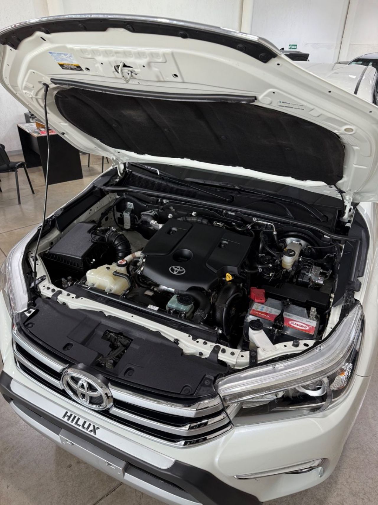 Toyota Hilux Usada Financiado en Mendoza, deRuedas