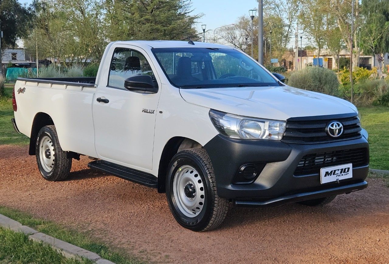 Toyota Hilux Usada Financiado en Mendoza, deRuedas