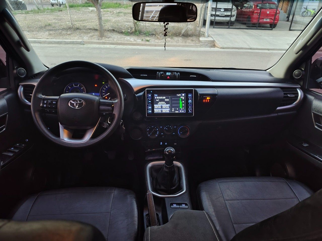 Toyota Hilux Usada en Mendoza, deRuedas