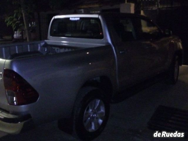 Toyota Hilux Usada en Mendoza, deRuedas