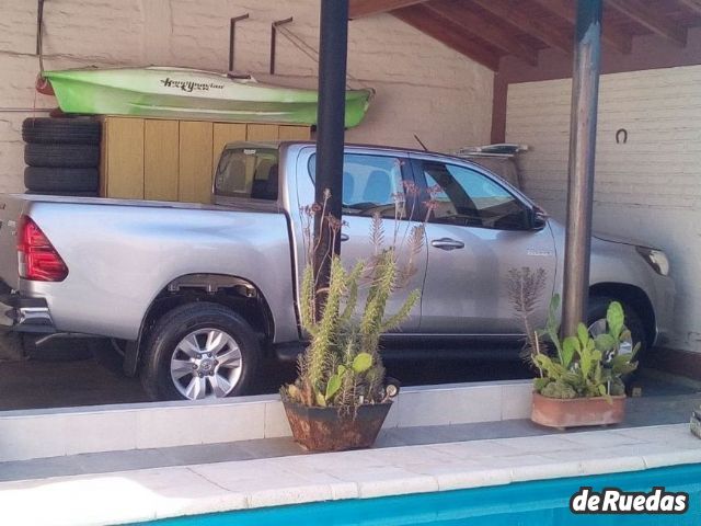 Toyota Hilux Usada en Mendoza, deRuedas