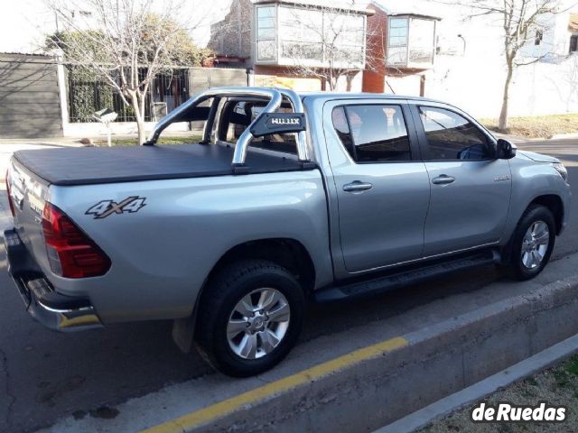 Toyota Hilux Usada en Mendoza, deRuedas