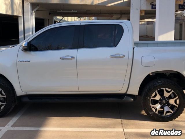 Toyota Hilux Usada en Mendoza, deRuedas