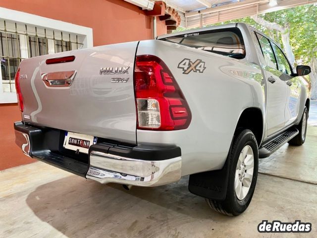 Toyota Hilux Usada en Mendoza, deRuedas