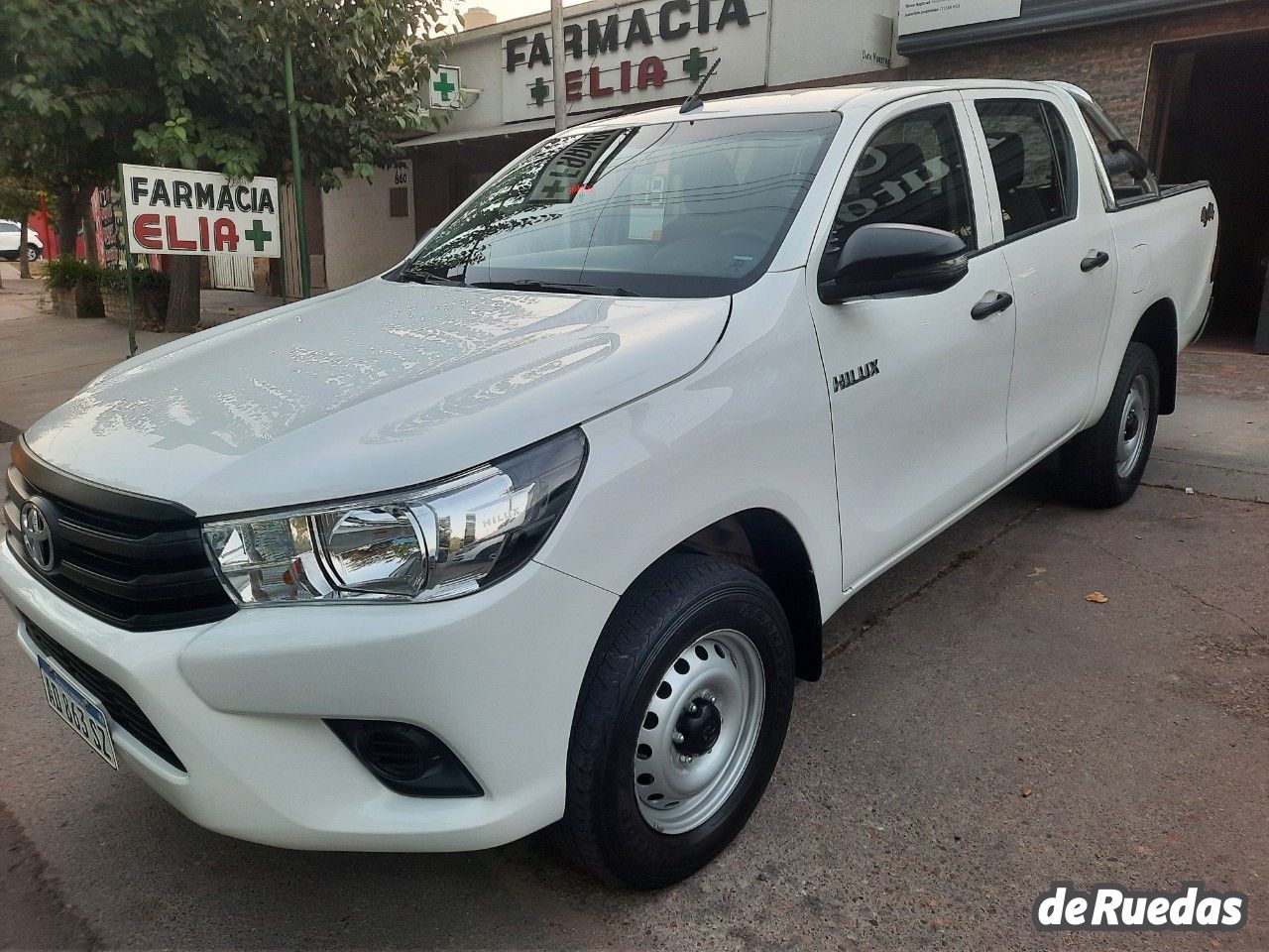 Toyota Hilux Usada en Mendoza, deRuedas