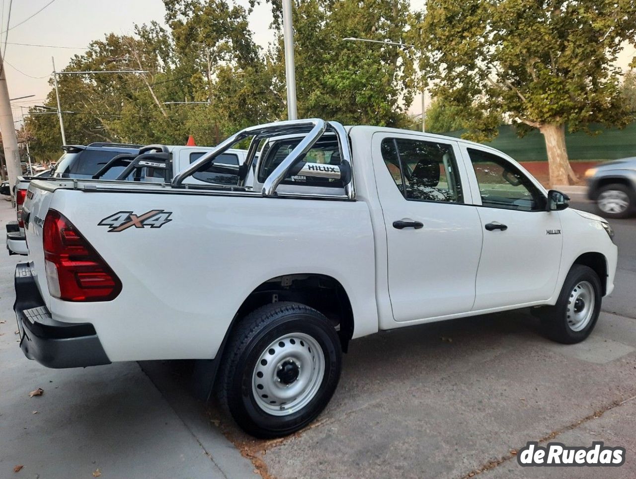 Toyota Hilux Usada en Mendoza, deRuedas