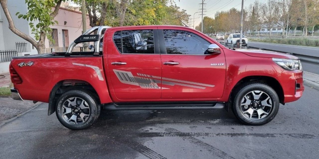 Toyota Hilux Usada en Mendoza, deRuedas