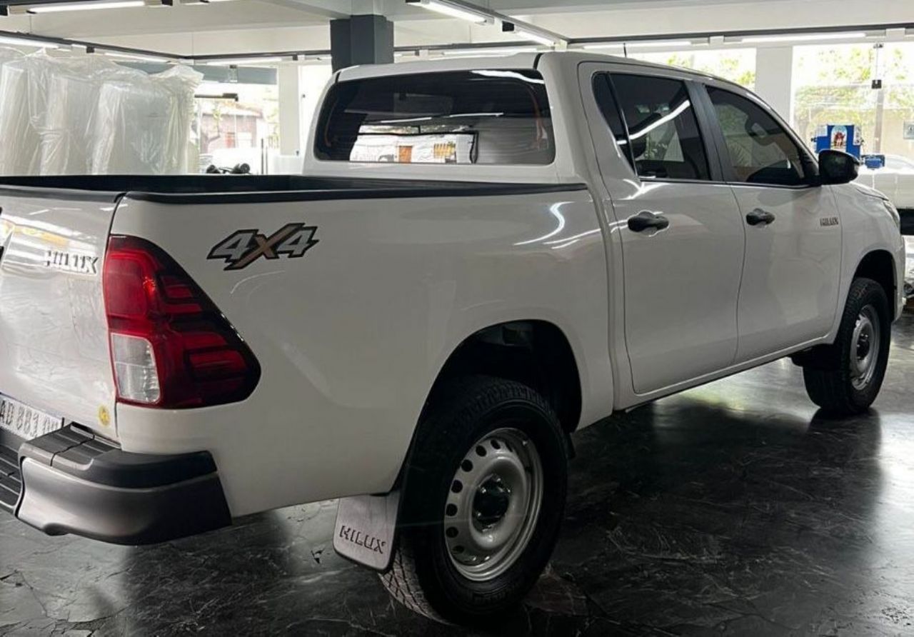 Toyota Hilux Usada en Mendoza, deRuedas