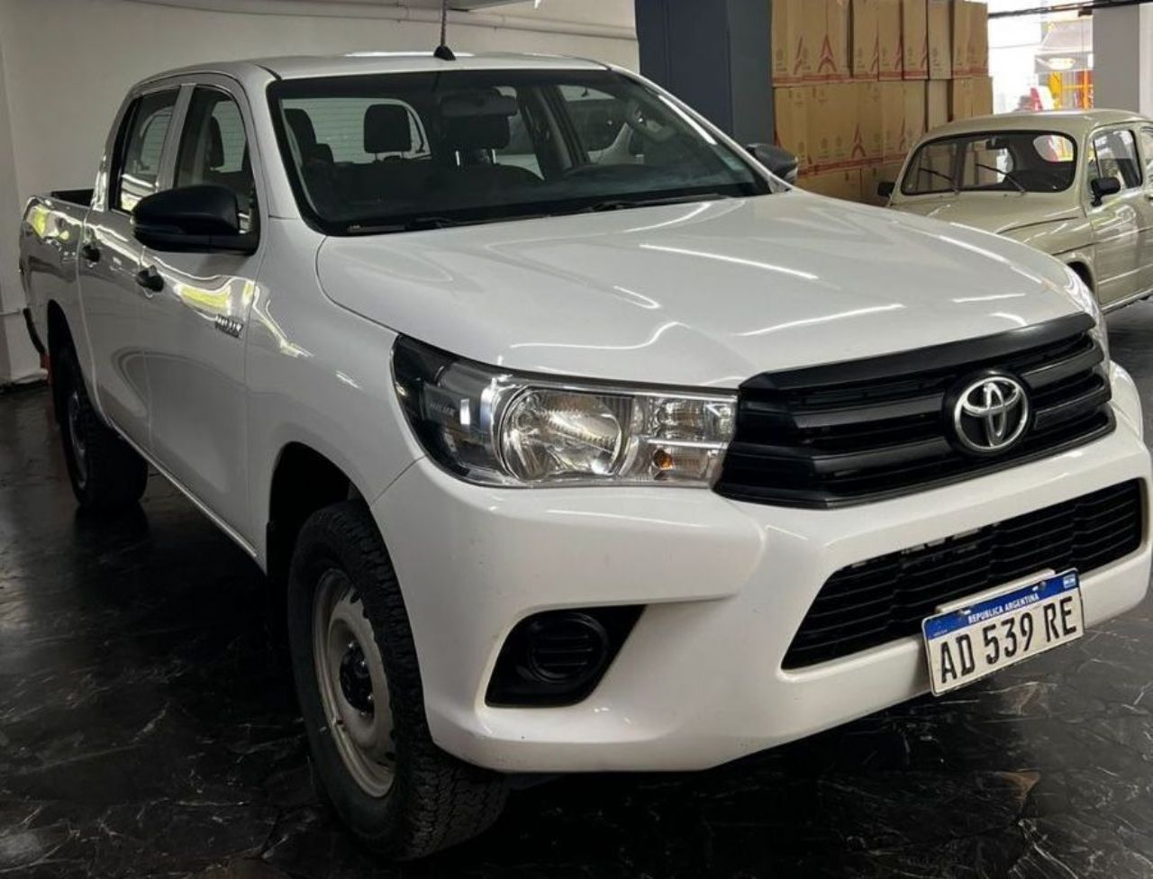 Toyota Hilux Usada en Mendoza, deRuedas