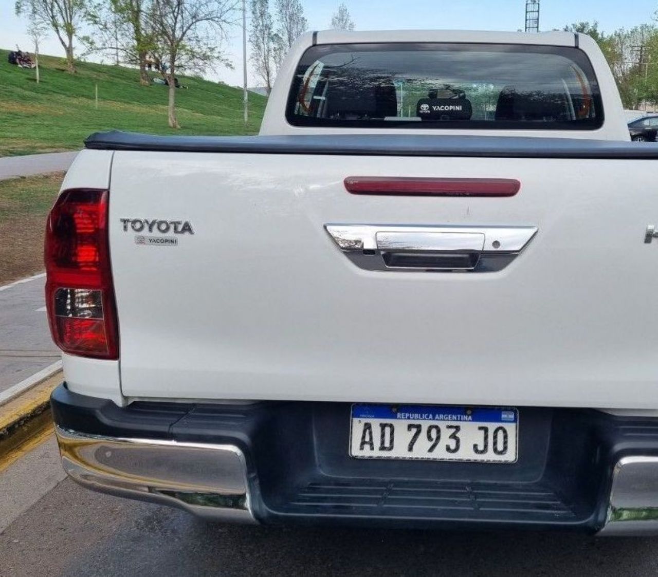 Toyota Hilux Usada en Mendoza, deRuedas