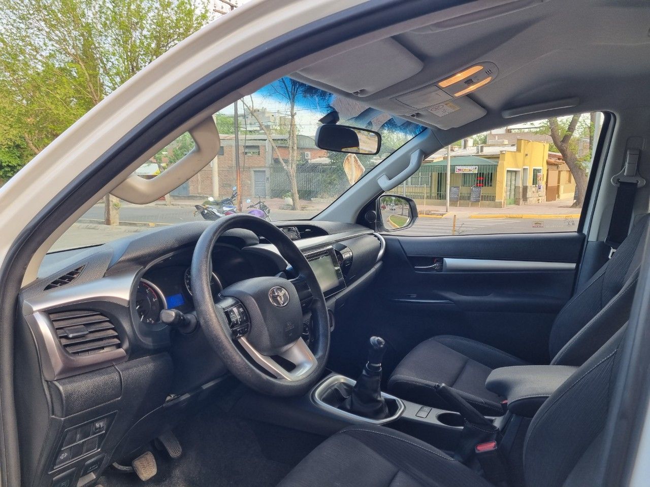 Toyota Hilux Usada en Mendoza, deRuedas