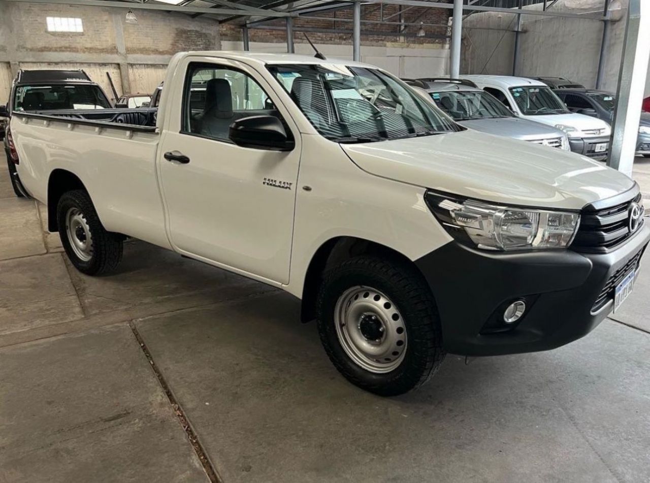Toyota Hilux Usada en Mendoza, deRuedas