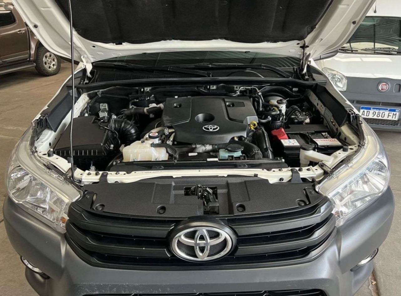 Toyota Hilux Usada en Mendoza, deRuedas