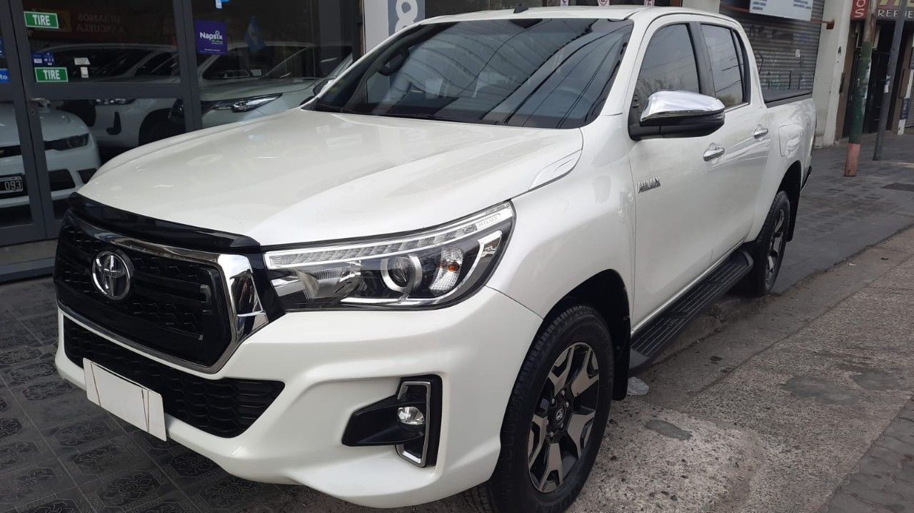 Toyota Hilux Usada Financiado en Mendoza, deRuedas