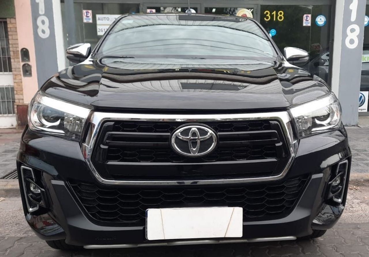 Toyota Hilux Usada Financiado en Mendoza, deRuedas