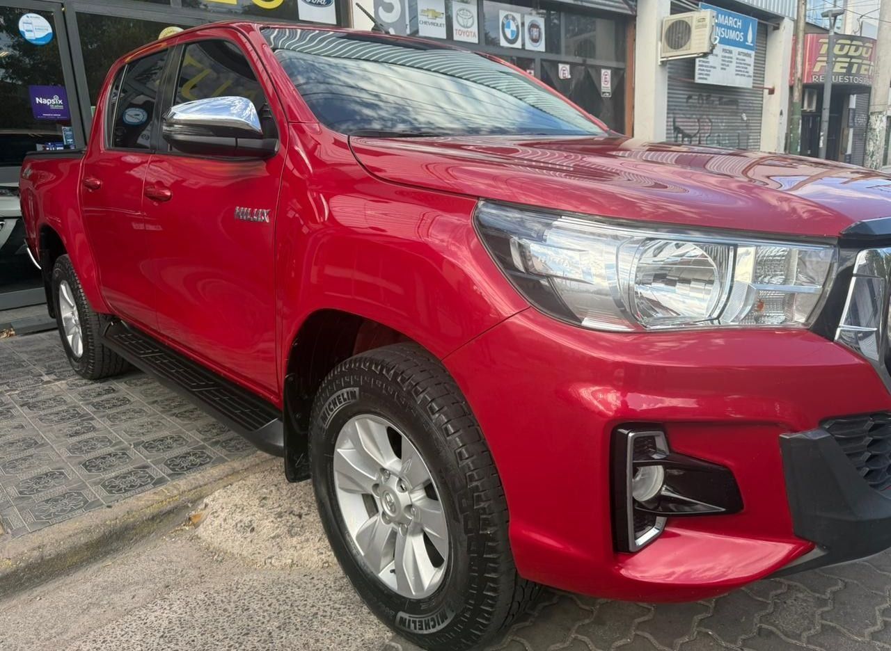 Toyota Hilux Usada Financiado en Mendoza, deRuedas