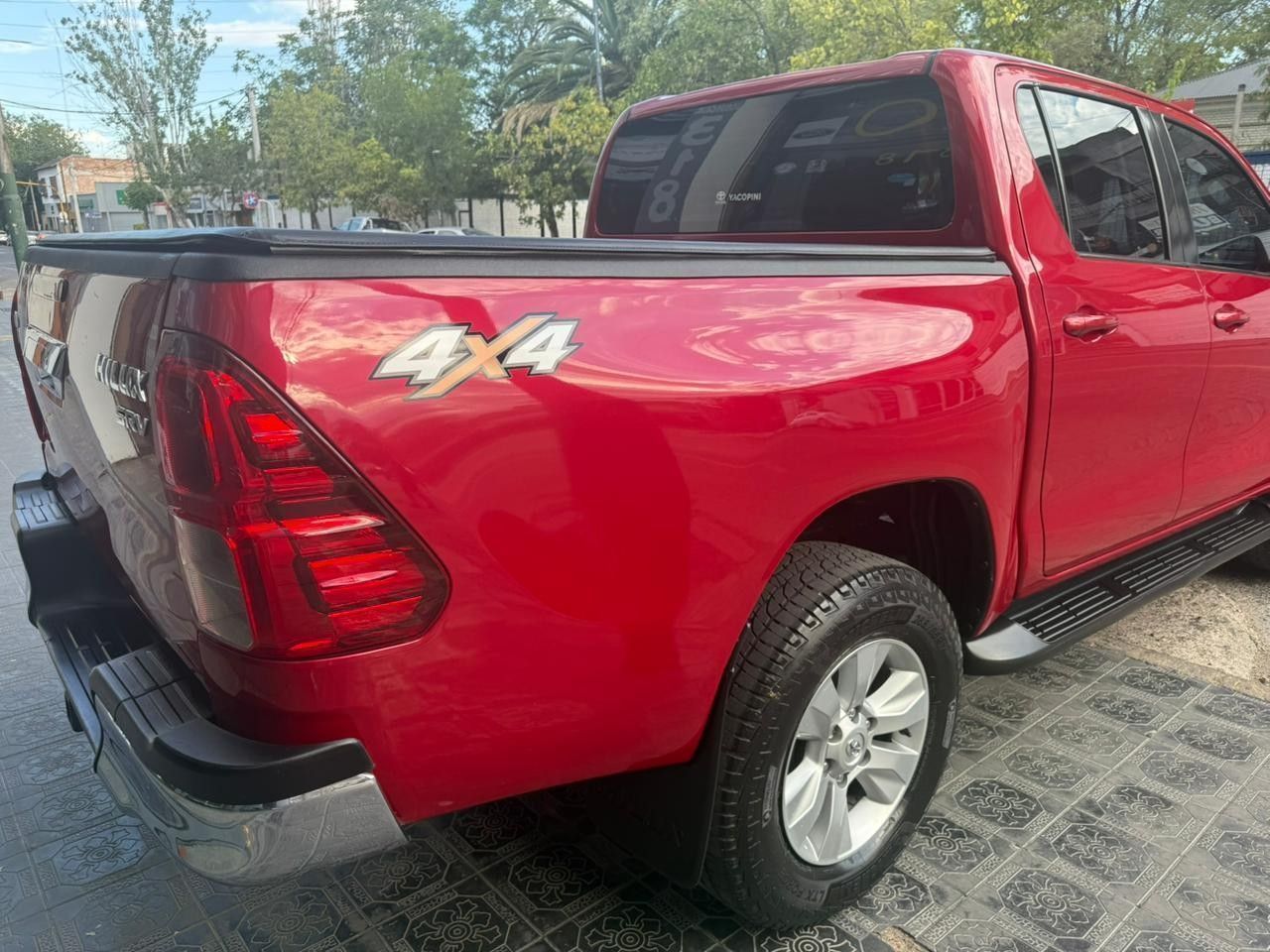 Toyota Hilux Usada Financiado en Mendoza, deRuedas