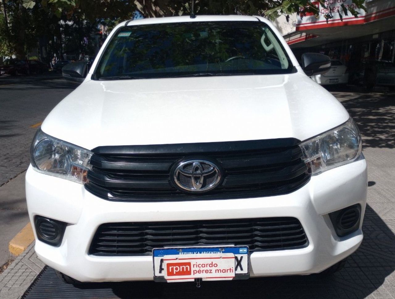 Toyota Hilux Usada en Mendoza, deRuedas