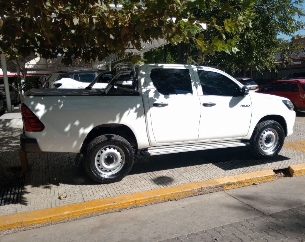 Toyota Hilux Usada en Mendoza, deRuedas