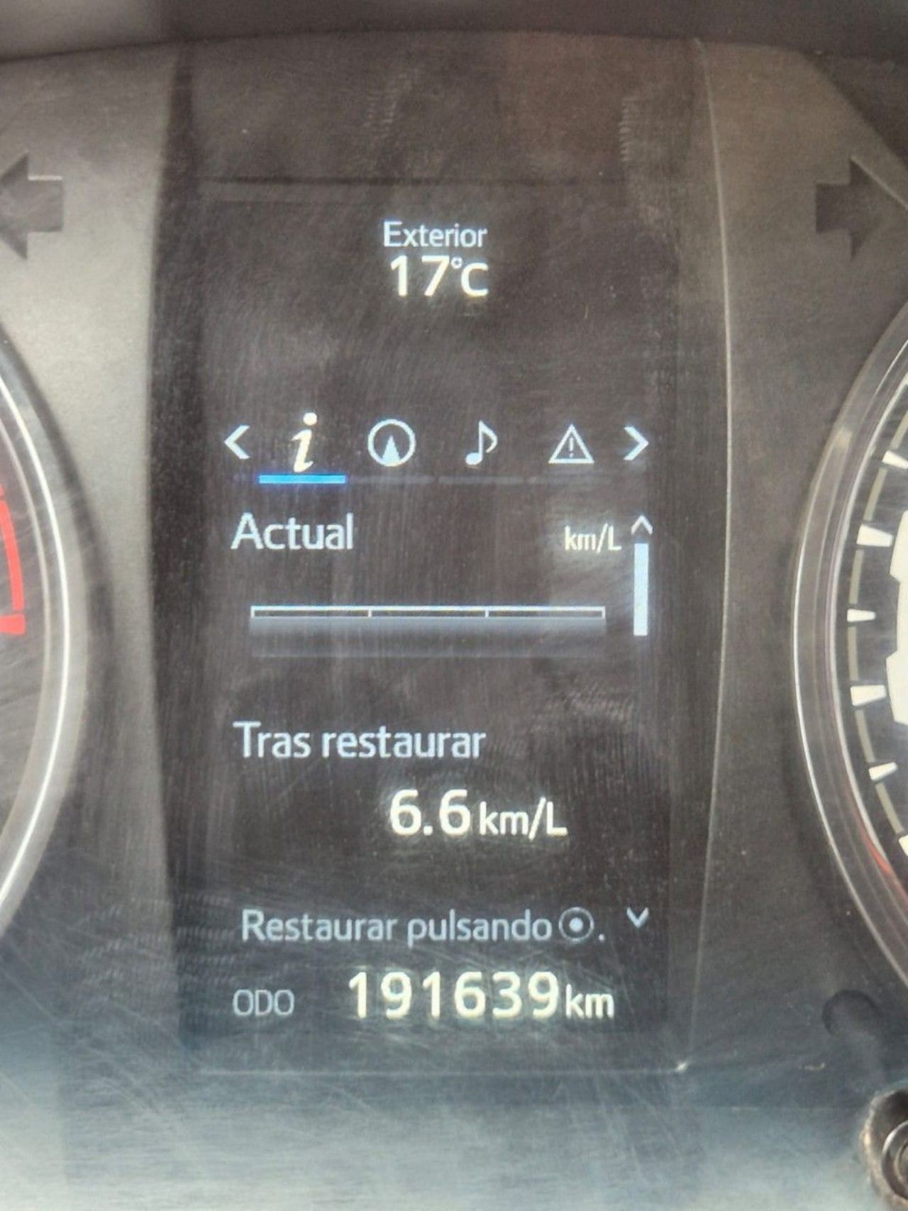 Toyota Hilux Usada en Mendoza, deRuedas