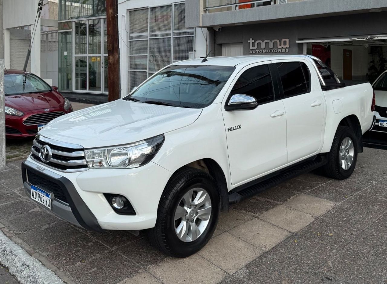 Toyota Hilux Usada en San Luis, deRuedas