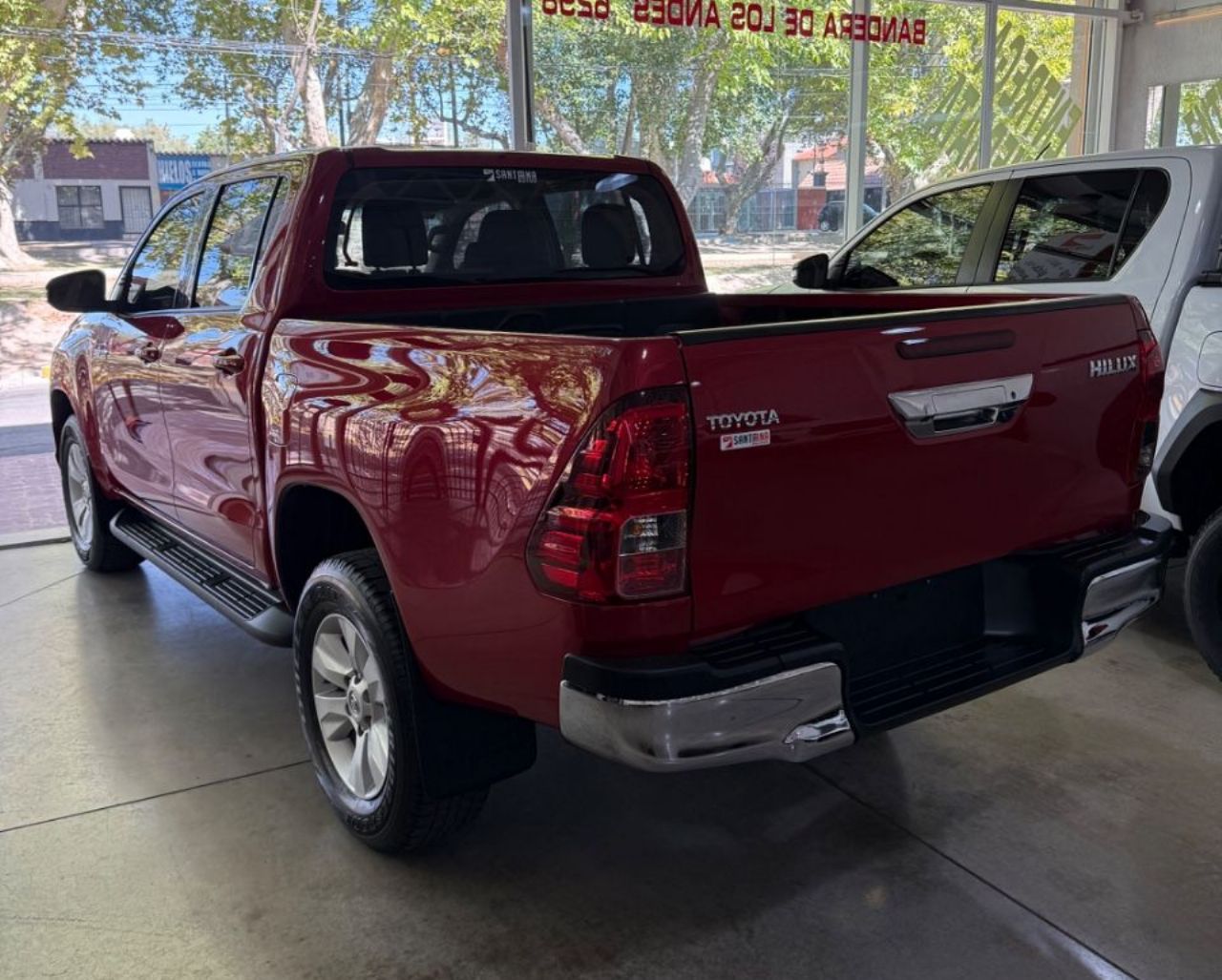 Toyota Hilux Usada Financiado en Mendoza, deRuedas