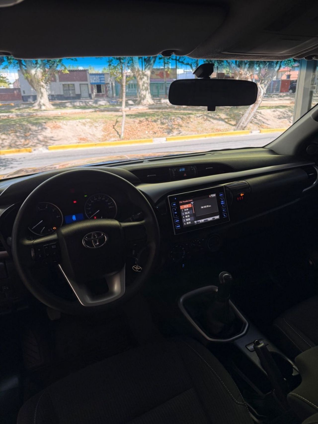 Toyota Hilux Usada Financiado en Mendoza, deRuedas
