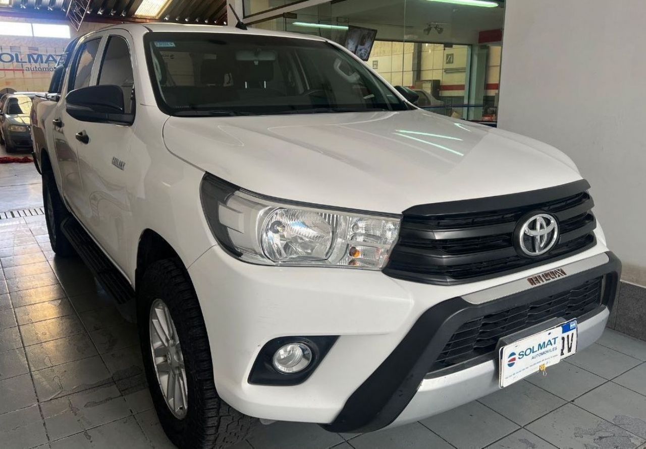 Toyota Hilux Usada en Mendoza, deRuedas