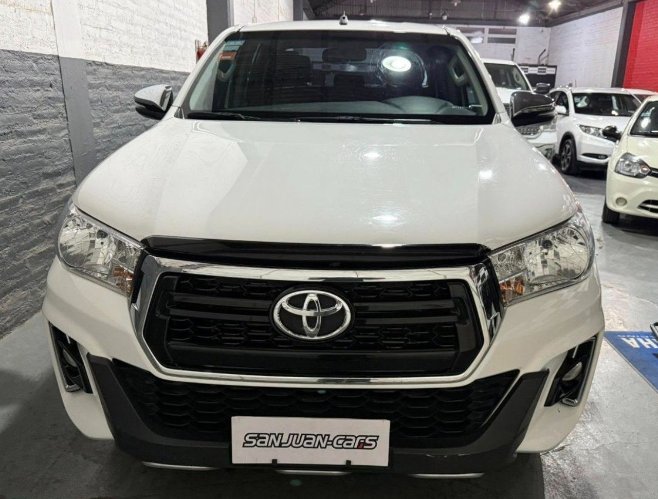 Toyota Hilux Usada Financiado en San Juan, deRuedas