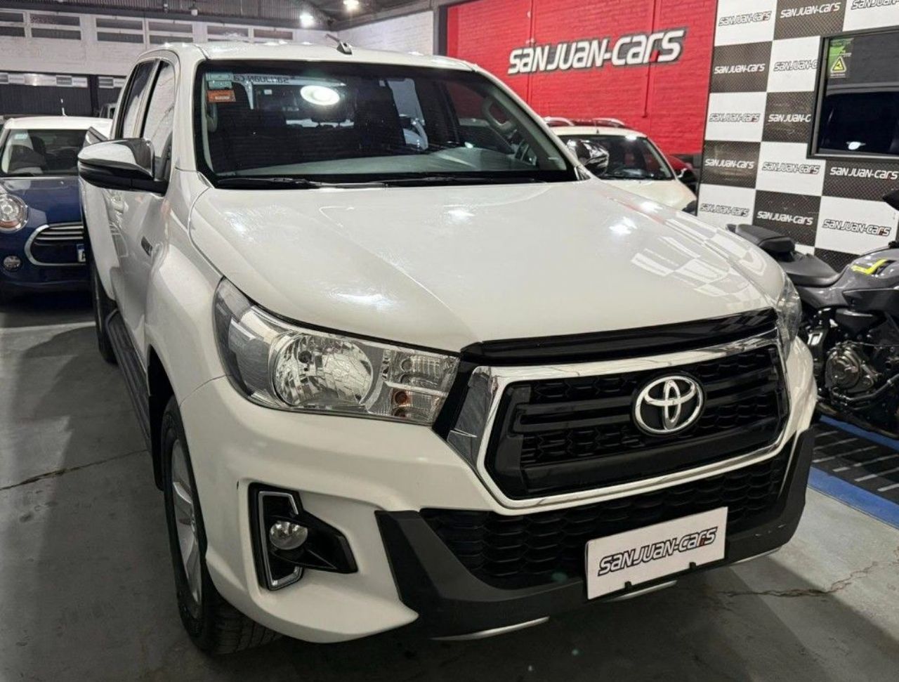 Toyota Hilux Usada Financiado en San Juan, deRuedas