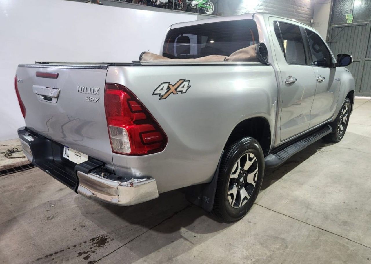 Toyota Hilux Usada en Mendoza, deRuedas