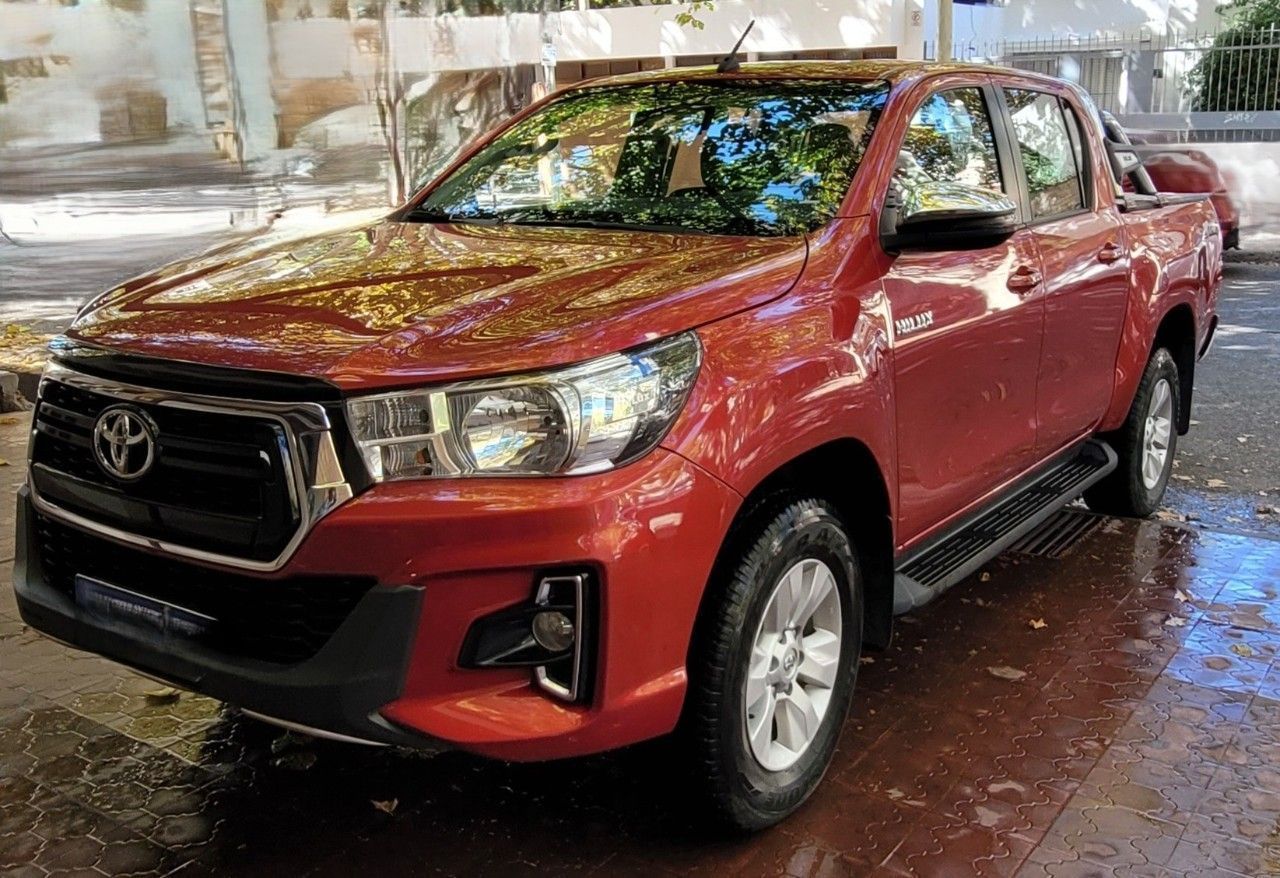 Toyota Hilux Usada en Mendoza, deRuedas