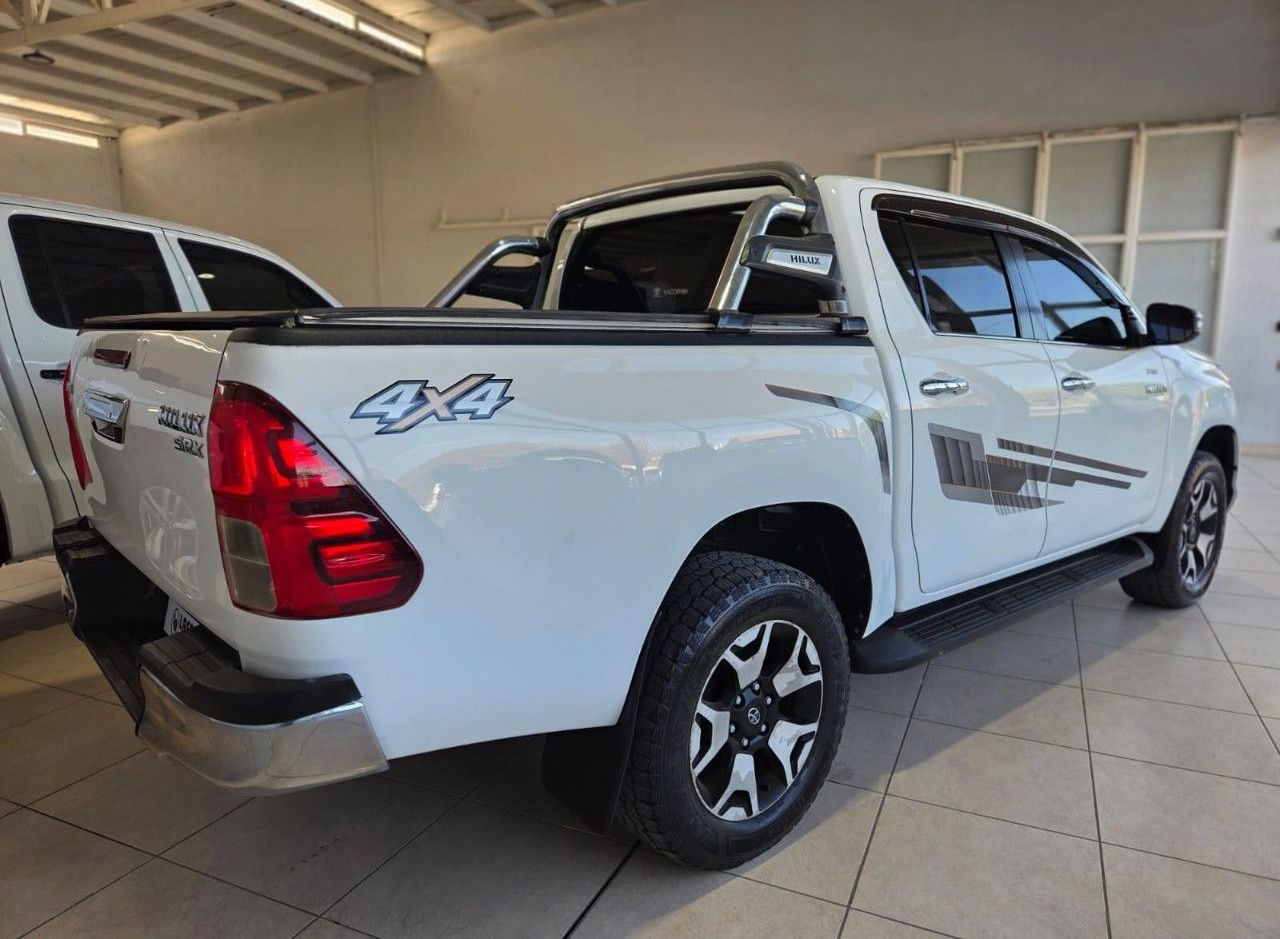 Toyota Hilux Usada Financiado en Mendoza, deRuedas