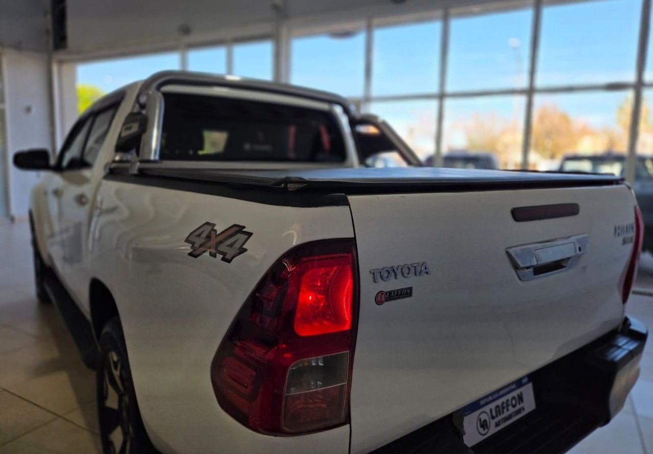 Toyota Hilux Usada Financiado en Mendoza, deRuedas