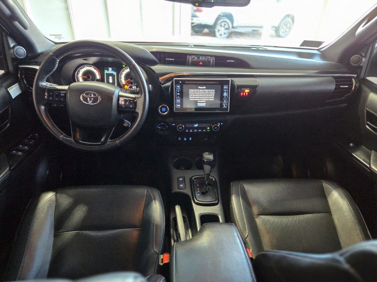 Toyota Hilux Usada Financiado en Mendoza, deRuedas